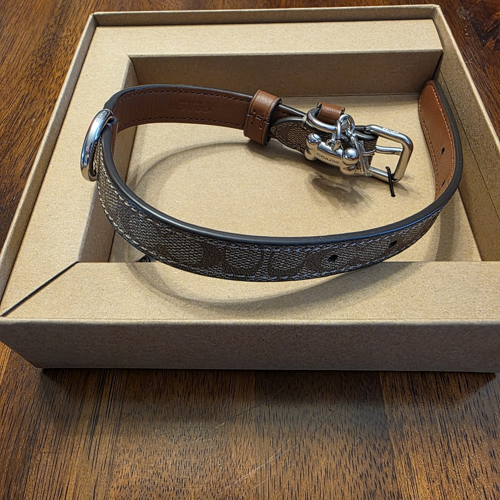 Coach Signature Brown Leather Pet Collar with Charm, Boxed, Small, New